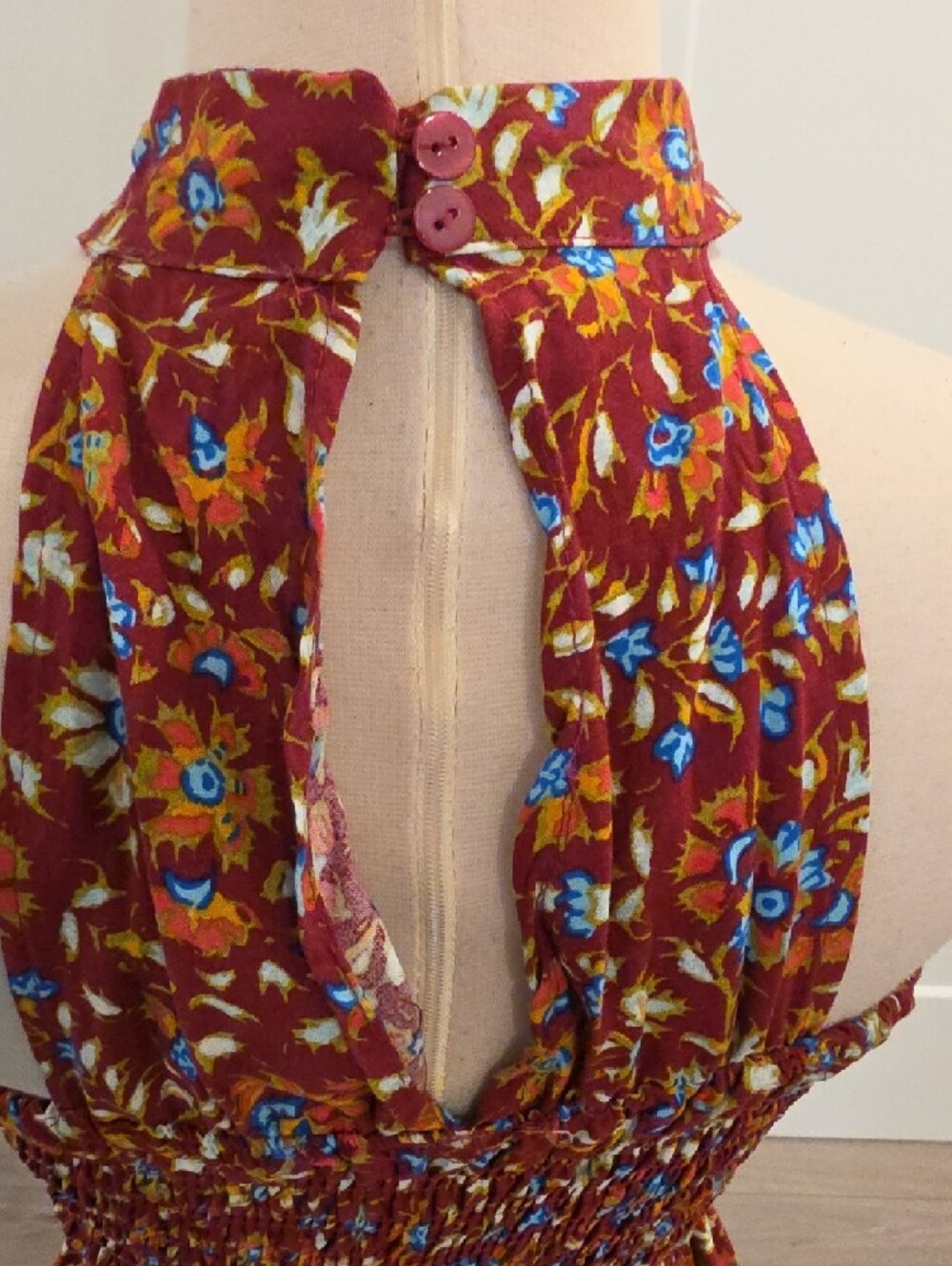 Haute Hippie boho Burgundy Floral Smocked Peplum Top size M new with tags - Picture 5 of 8